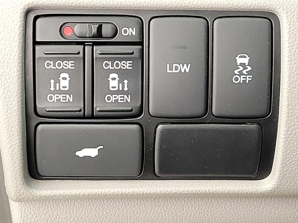 used 2016 Honda Odyssey car, priced at $23,998