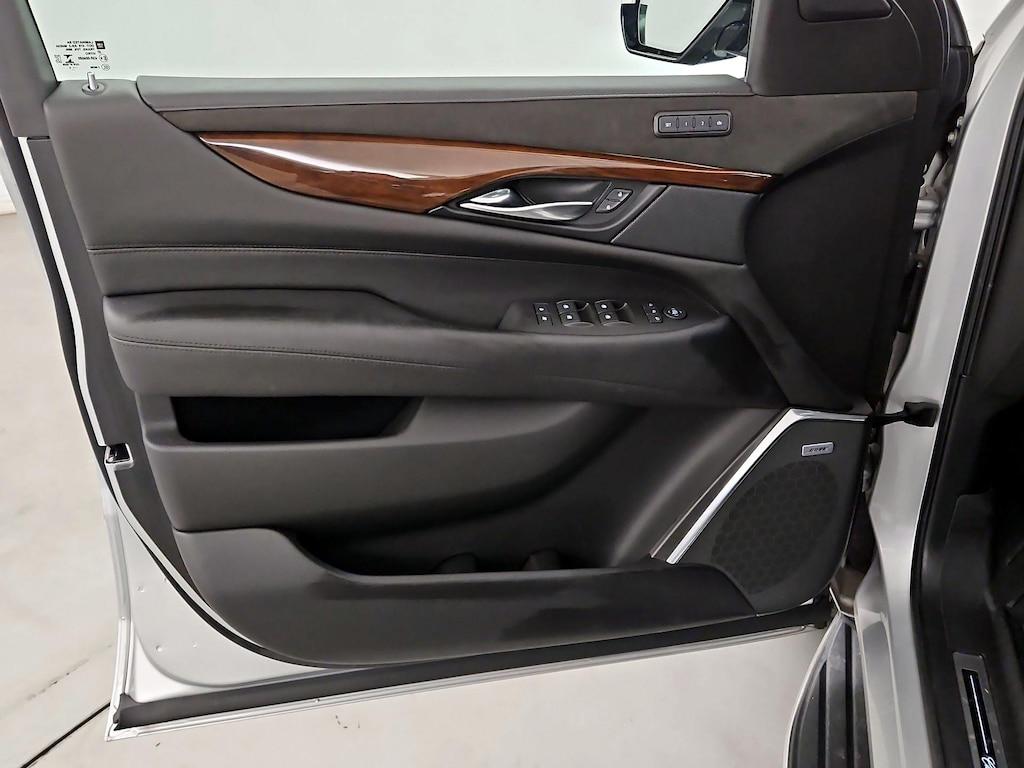 used 2019 Cadillac Escalade car, priced at $42,998