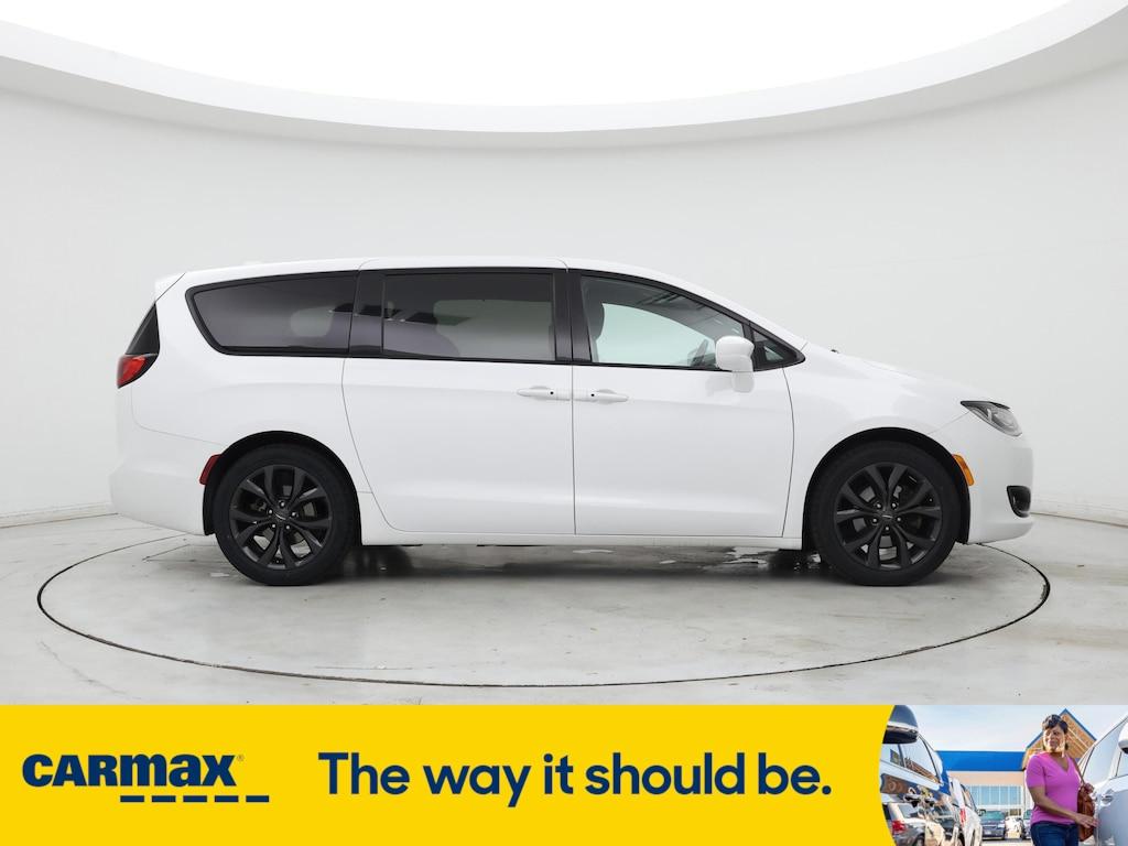 used 2019 Chrysler Pacifica car, priced at $25,998