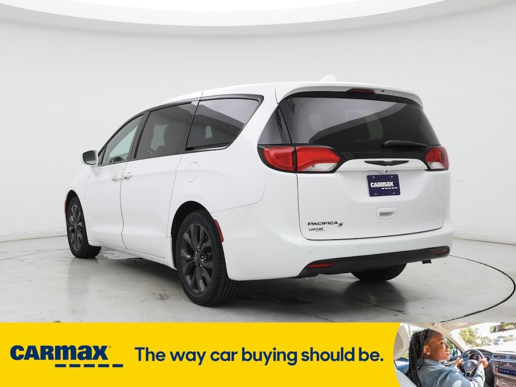 used 2019 Chrysler Pacifica car, priced at $25,998