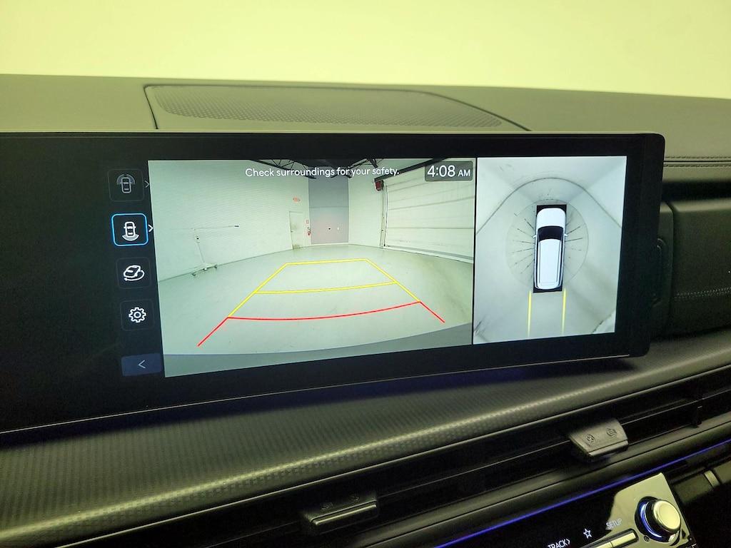 used 2024 Hyundai Santa Fe car, priced at $38,998