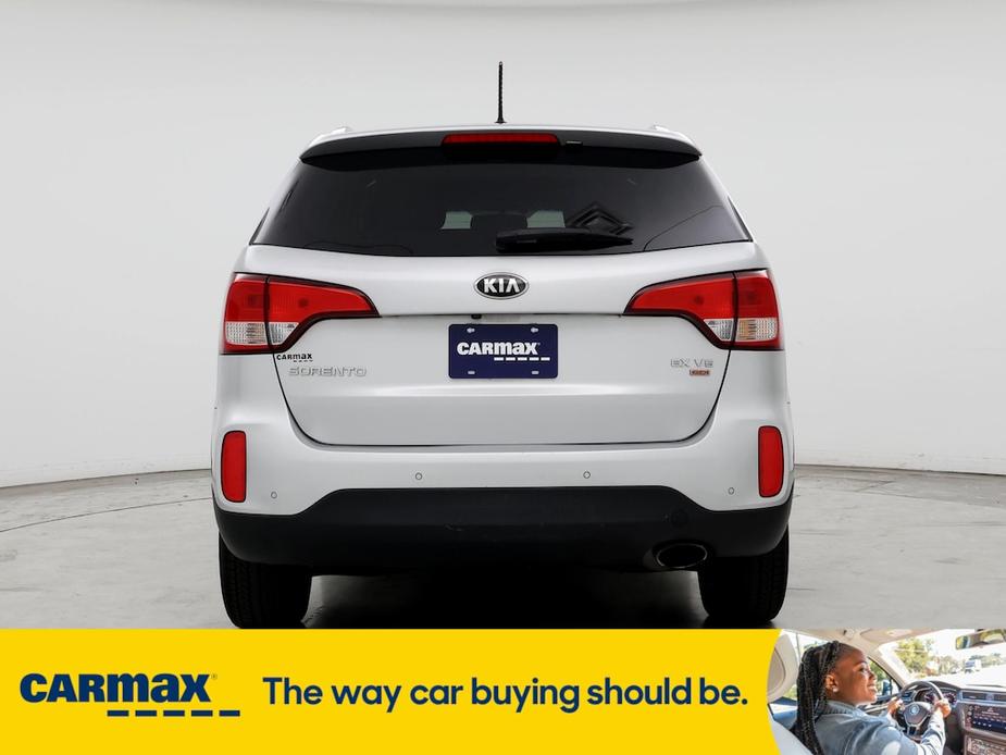 used 2014 Kia Sorento car, priced at $15,998