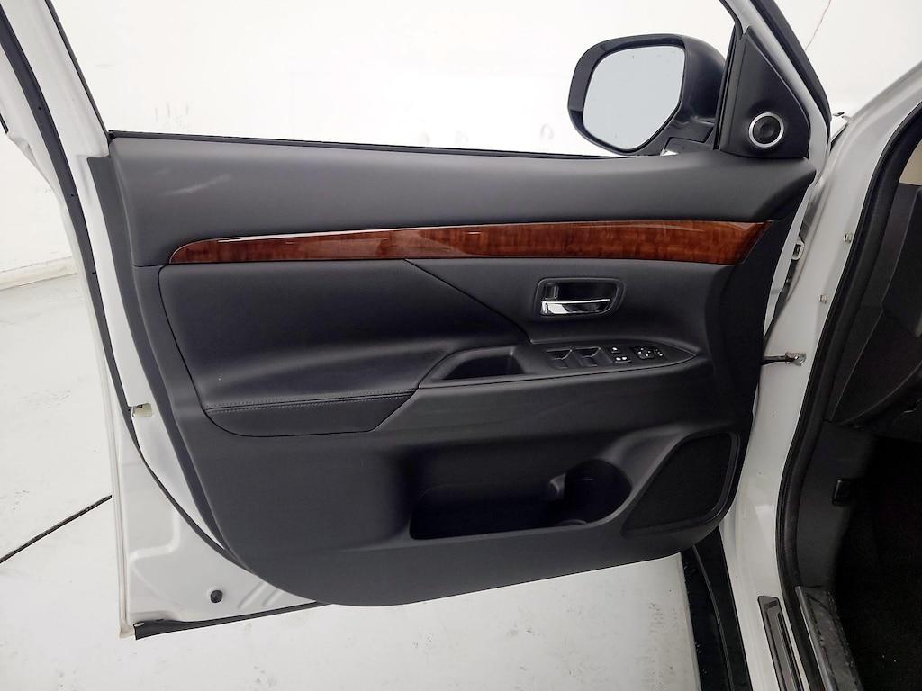 used 2015 Mitsubishi Outlander car, priced at $15,998