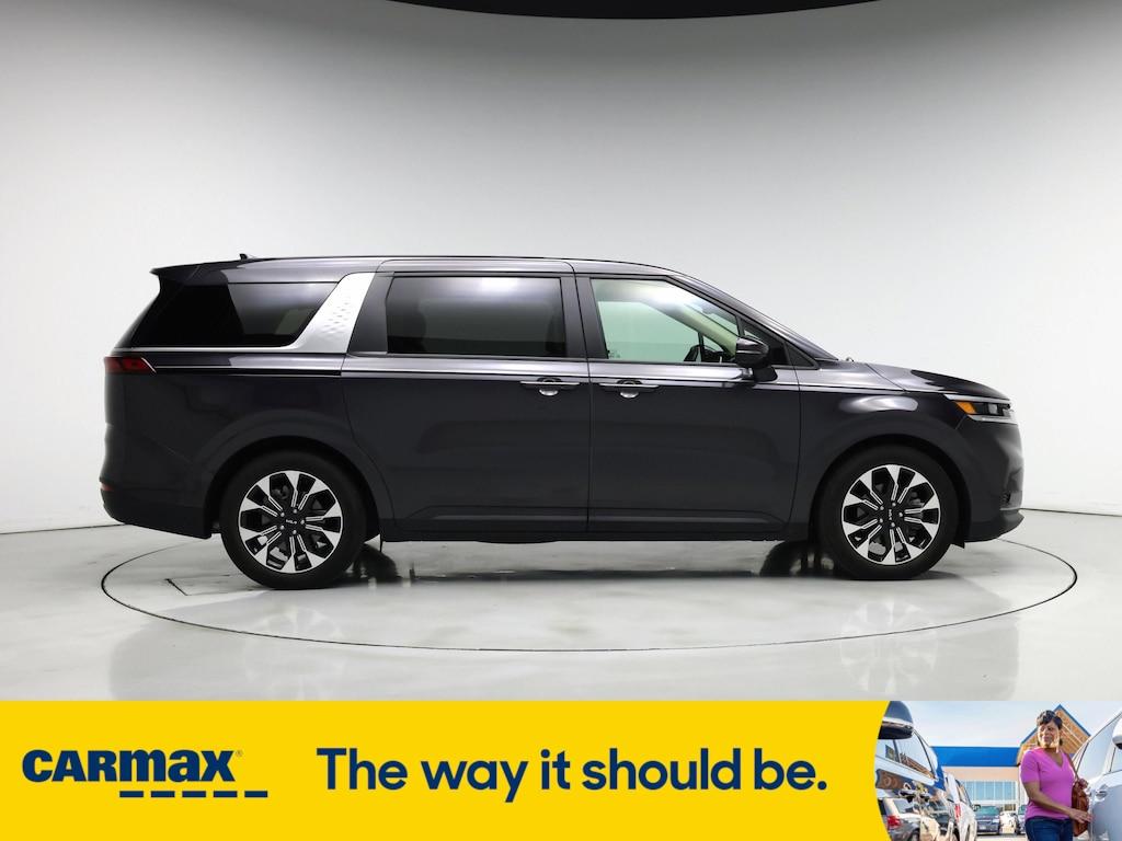 used 2024 Kia Carnival car, priced at $37,998