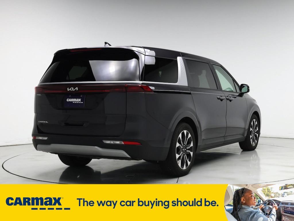 used 2024 Kia Carnival car, priced at $37,998