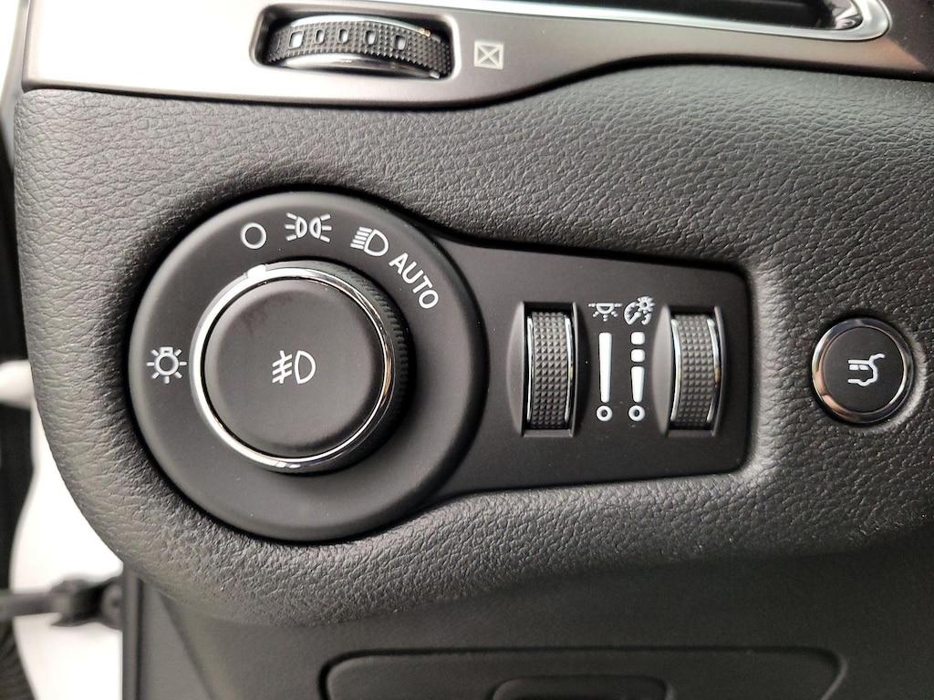 used 2019 Jeep Cherokee car, priced at $19,998