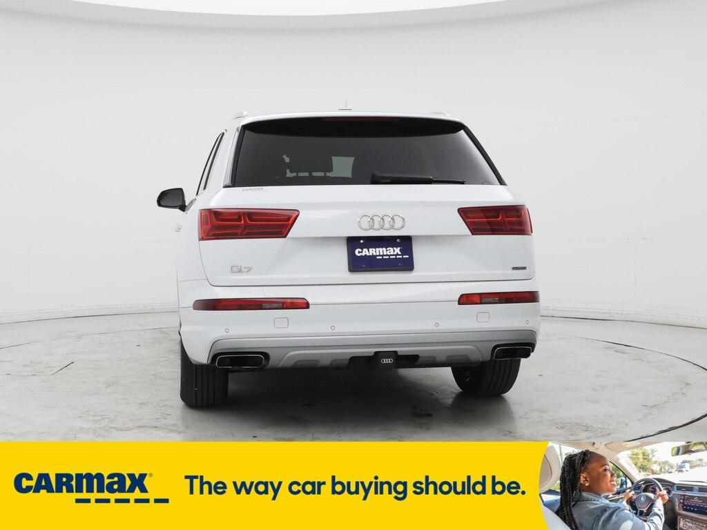 used 2019 Audi Q7 car, priced at $31,998