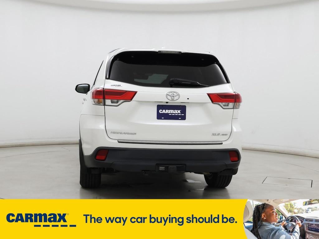 used 2019 Toyota Highlander car, priced at $27,998