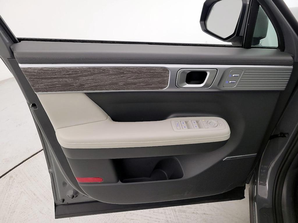 used 2024 Hyundai Santa Fe car, priced at $33,998