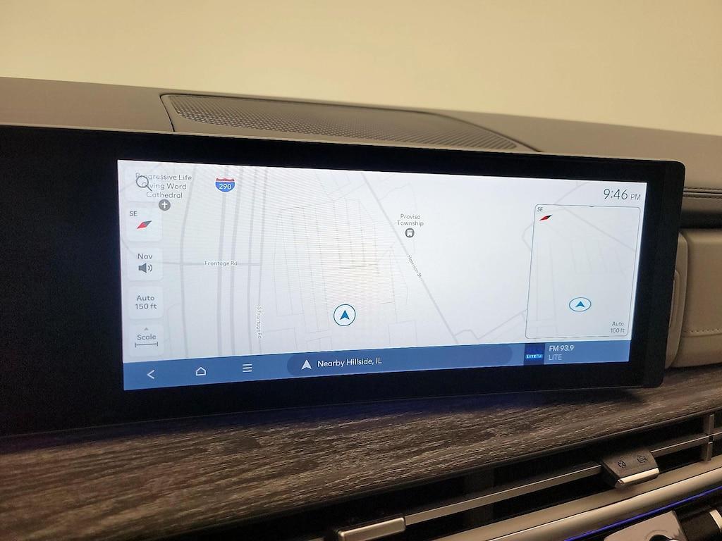 used 2024 Hyundai Santa Fe car, priced at $33,998