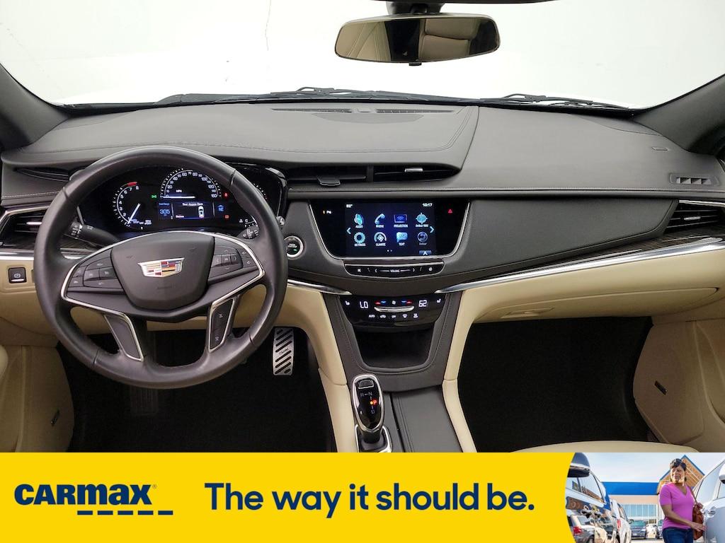 used 2018 Cadillac XT5 car, priced at $21,998