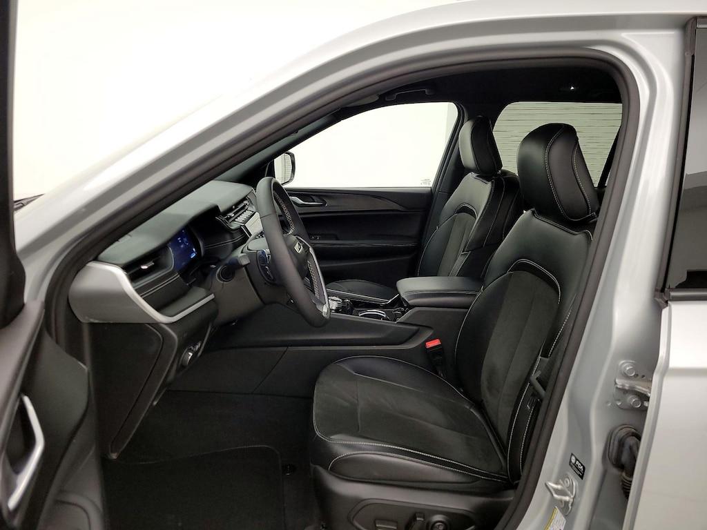 used 2023 Jeep Grand Cherokee car, priced at $34,998