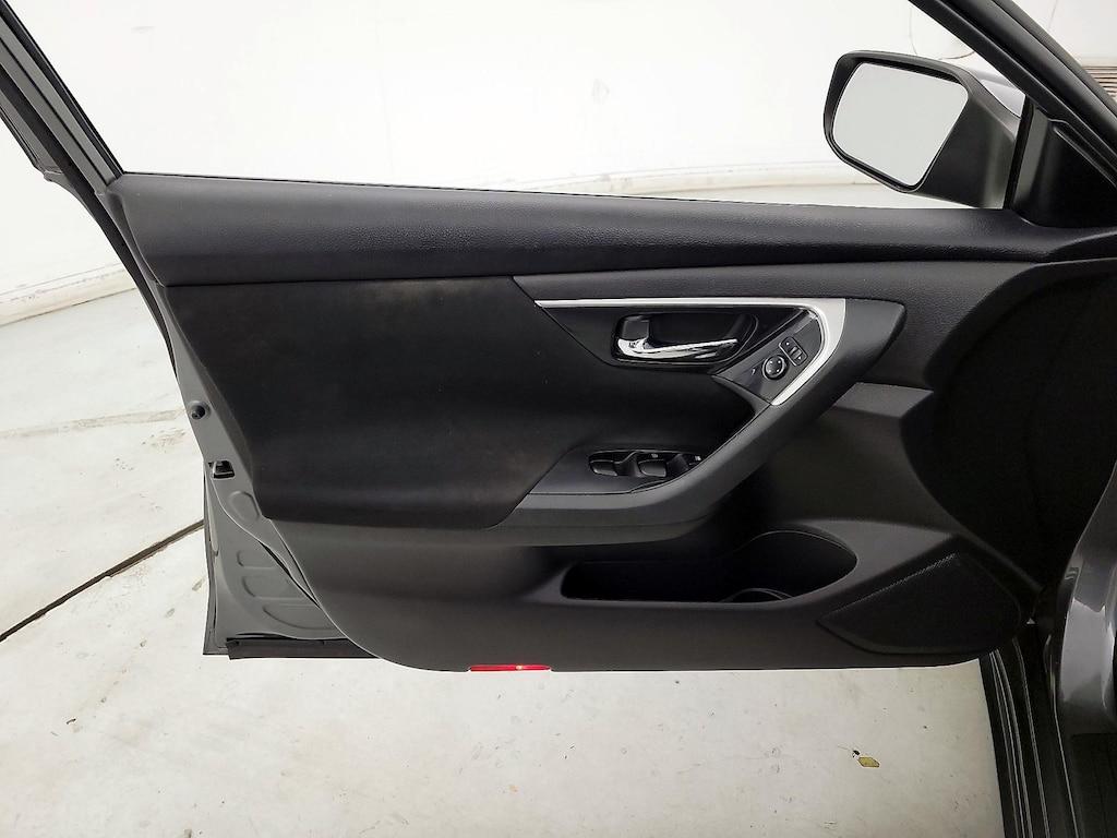 used 2014 Nissan Altima car, priced at $13,599