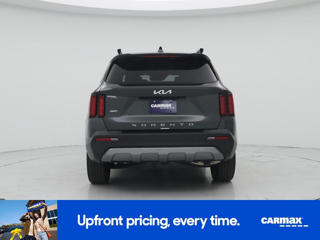 used 2022 Kia Sorento car, priced at $32,998
