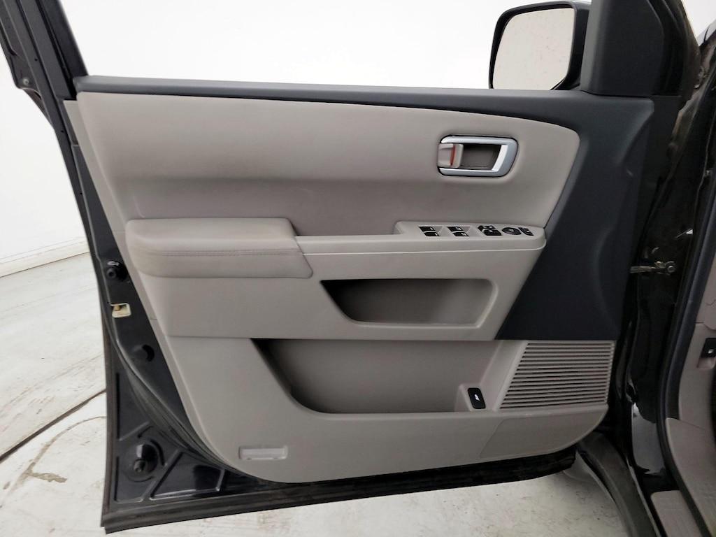 used 2013 Honda Pilot car, priced at $16,998