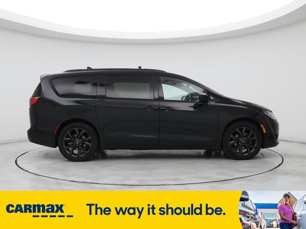 used 2020 Chrysler Pacifica car, priced at $27,998
