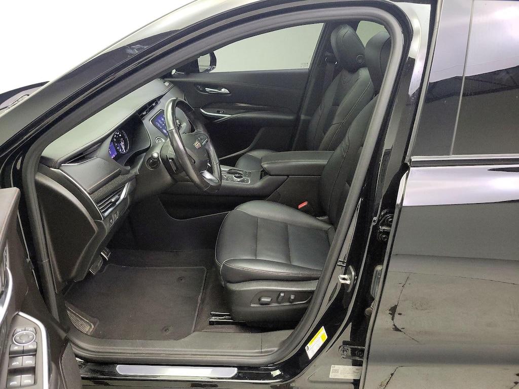 used 2022 Cadillac XT4 car, priced at $28,998