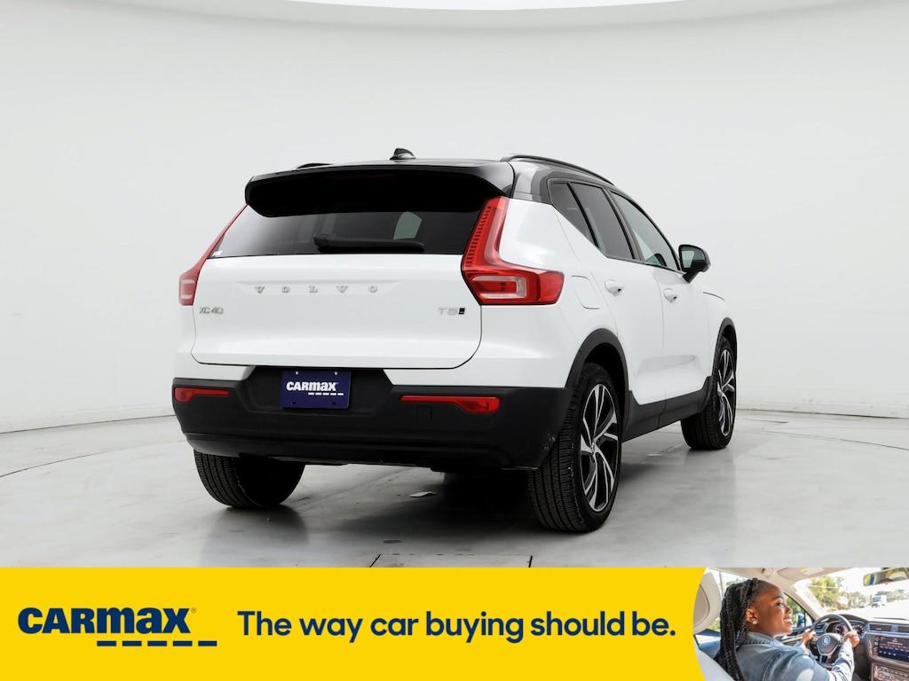 used 2021 Volvo XC40 car, priced at $30,998