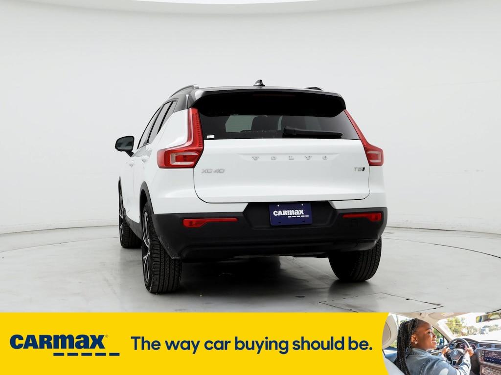 used 2021 Volvo XC40 car, priced at $30,998