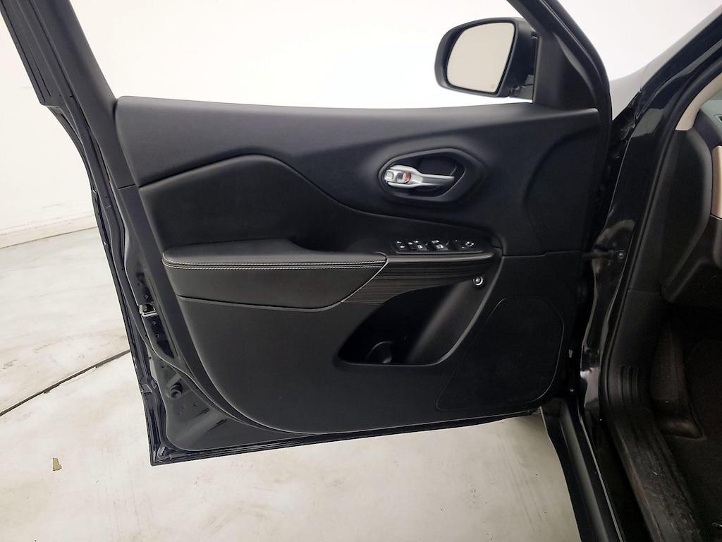 used 2015 Jeep Cherokee car, priced at $16,998