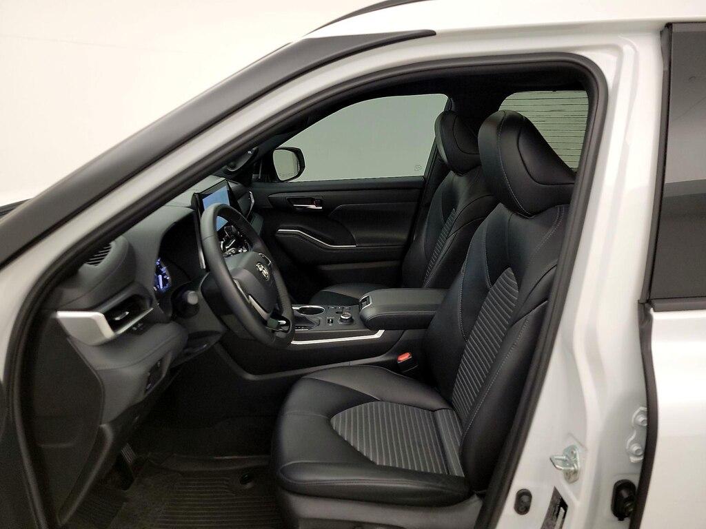 used 2023 Toyota Highlander car, priced at $41,998