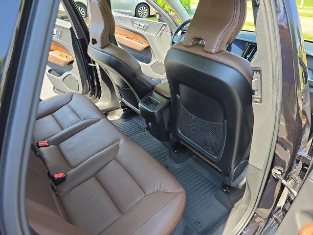 used 2019 Volvo XC60 car, priced at $22,472