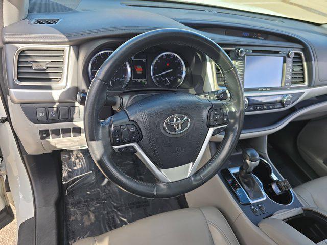 used 2018 Toyota Highlander car, priced at $19,988