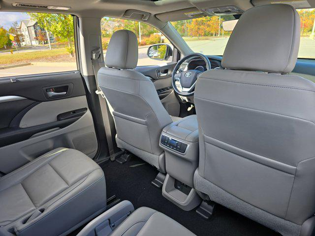 used 2018 Toyota Highlander car, priced at $19,988