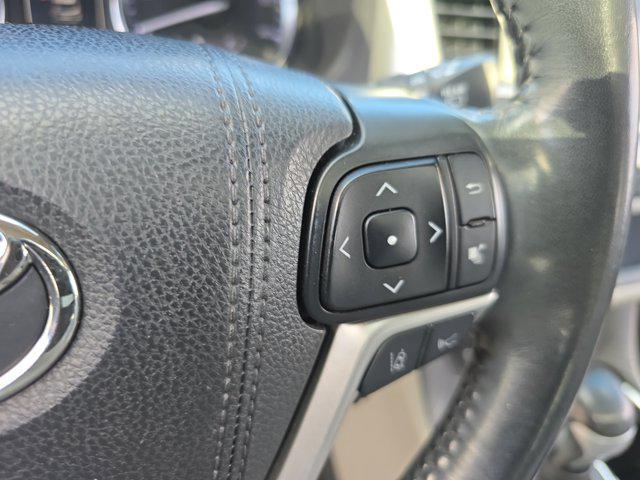 used 2018 Toyota Highlander car, priced at $19,988
