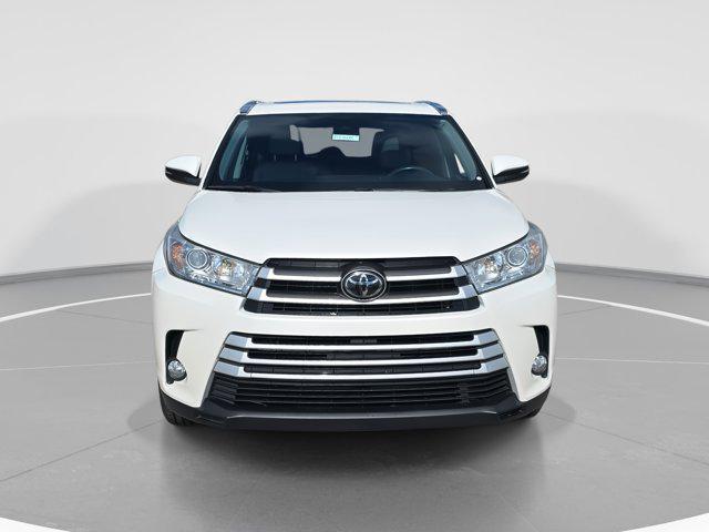 used 2018 Toyota Highlander car, priced at $19,988
