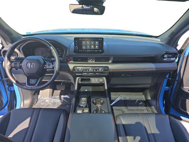 used 2025 Honda Pilot car, priced at $46,661