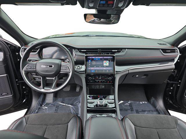 used 2022 Jeep Grand Cherokee car, priced at $33,249