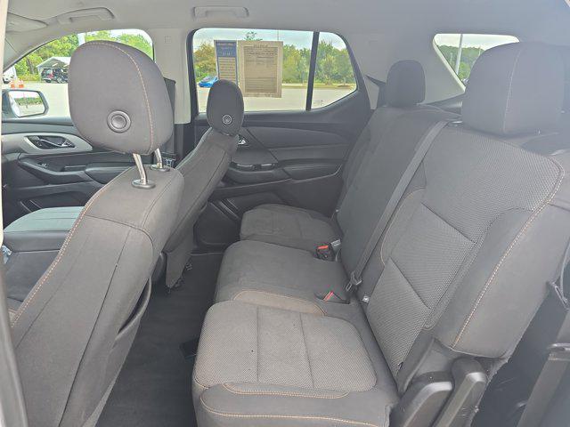 used 2021 Chevrolet Traverse car, priced at $14,532