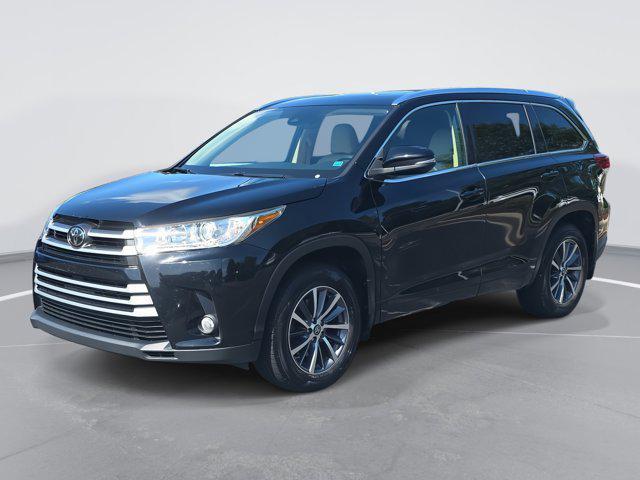 used 2017 Toyota Highlander car, priced at $22,088