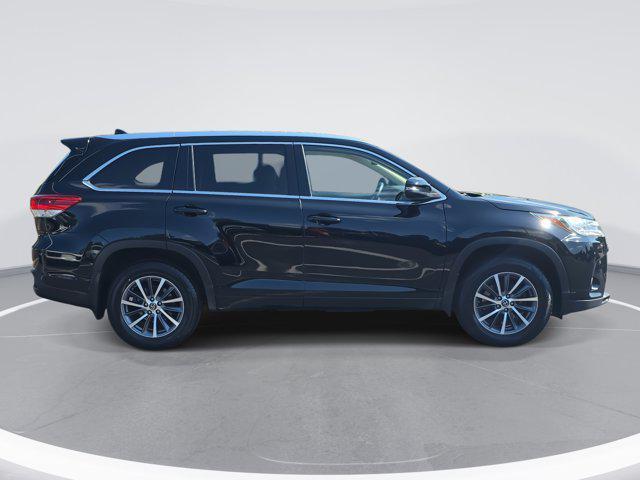 used 2017 Toyota Highlander car, priced at $22,088