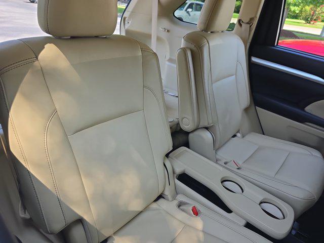 used 2017 Toyota Highlander car, priced at $22,088