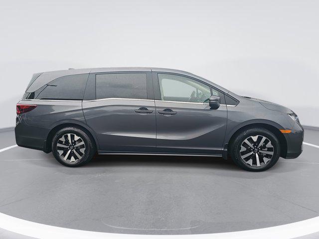 used 2025 Honda Odyssey car, priced at $42,488