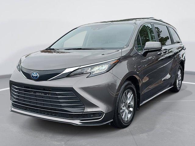 used 2022 Toyota Sienna car, priced at $36,988