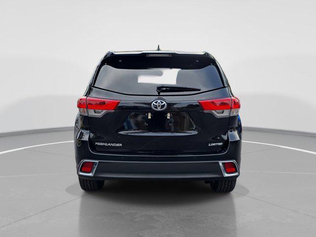 used 2019 Toyota Highlander car, priced at $31,026