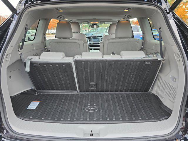 used 2019 Toyota Highlander car, priced at $31,026
