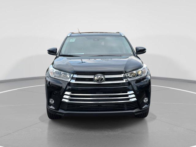 used 2019 Toyota Highlander car, priced at $31,026