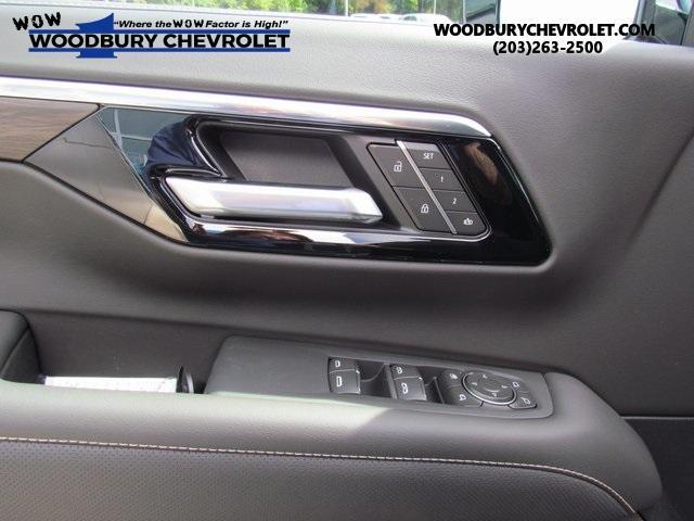 new 2025 Chevrolet Suburban car, priced at $80,945