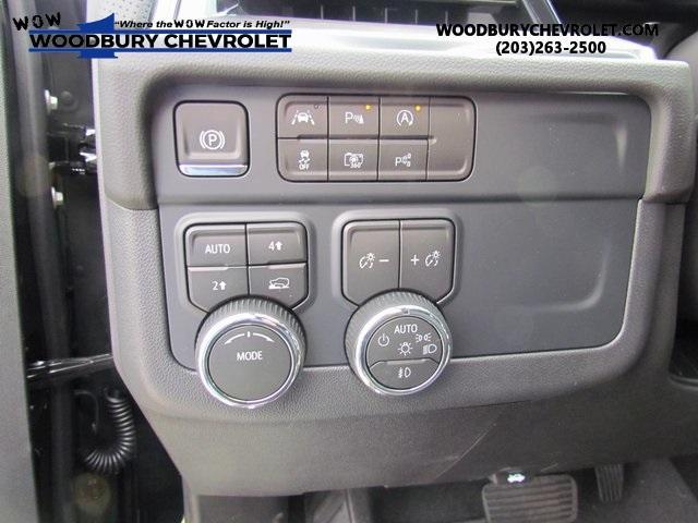 new 2025 Chevrolet Suburban car, priced at $80,945