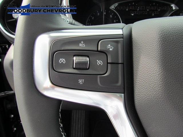 new 2025 Chevrolet Blazer car