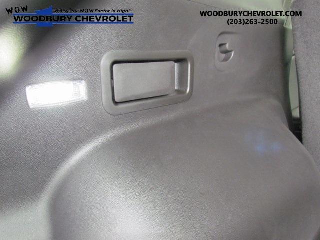 new 2025 Chevrolet Blazer car