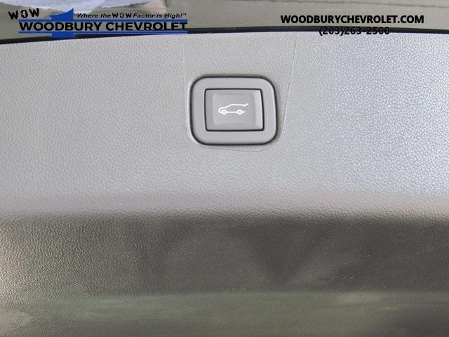 new 2025 Chevrolet Blazer car