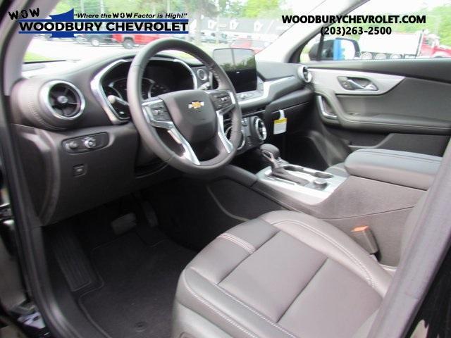 new 2025 Chevrolet Blazer car