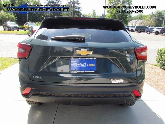 new 2025 Chevrolet Trax car, priced at $22,215