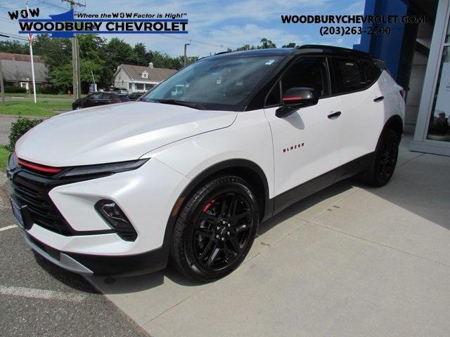 new 2025 Chevrolet Blazer car