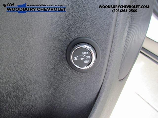 new 2025 Chevrolet Blazer car